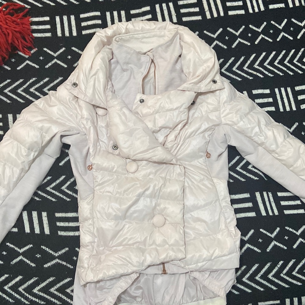 Lululemon petal power light pink jacket